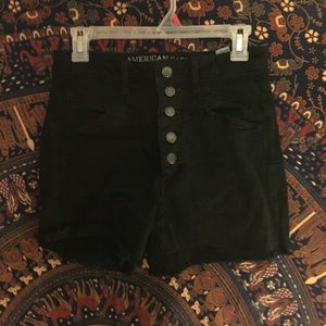 High waisted shorts ✨